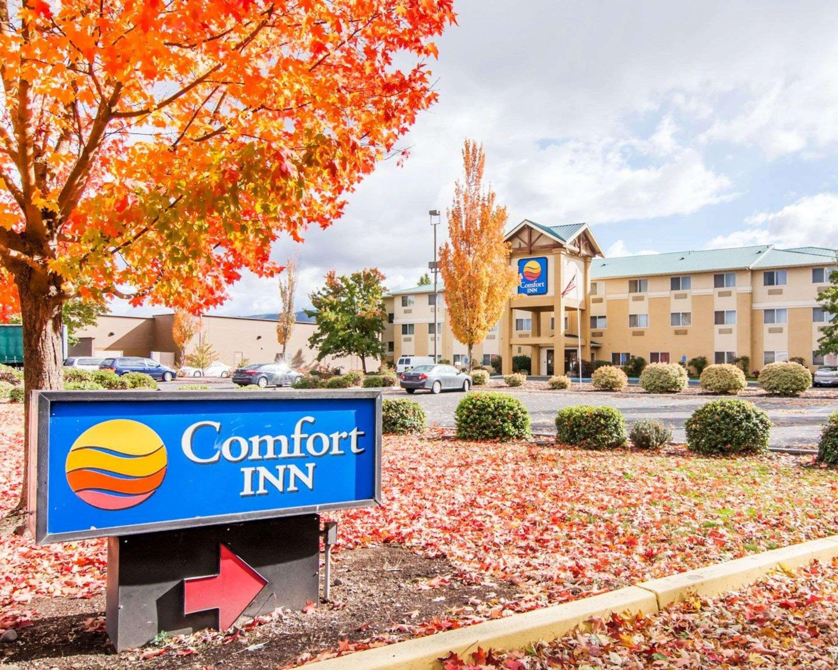 Comfort Inn Medford South Exterior foto